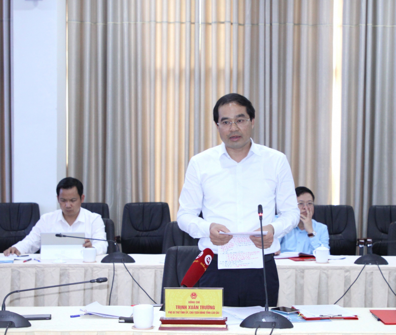 Chủ tịch UBND tỉnh Lào Cai Trịnh Xuân Trường phát biểu